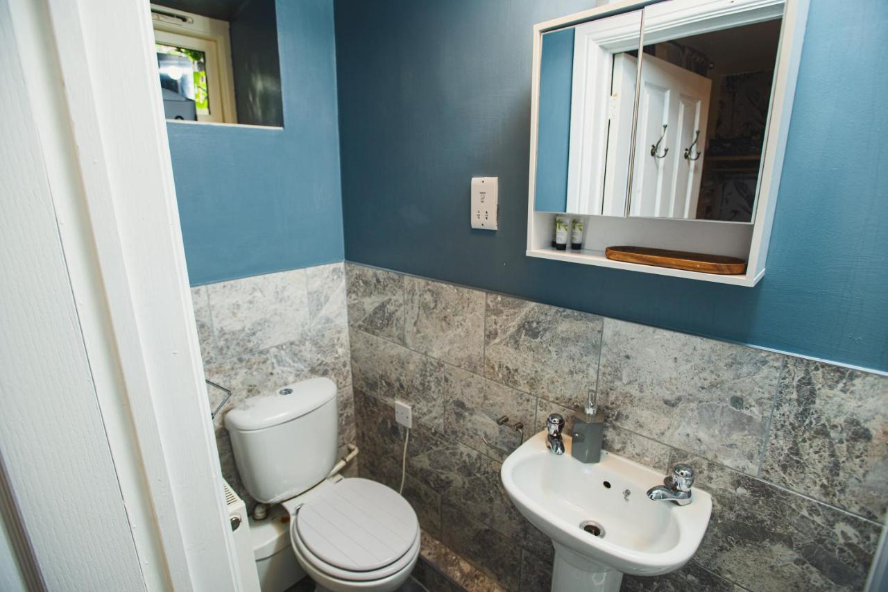 Pass The Keys 2 Bed Flat In Old School House Apartment Lincoln Exterior photo
